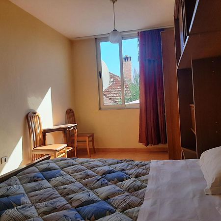 Enki'S Guesthouse 티라나 외부 사진