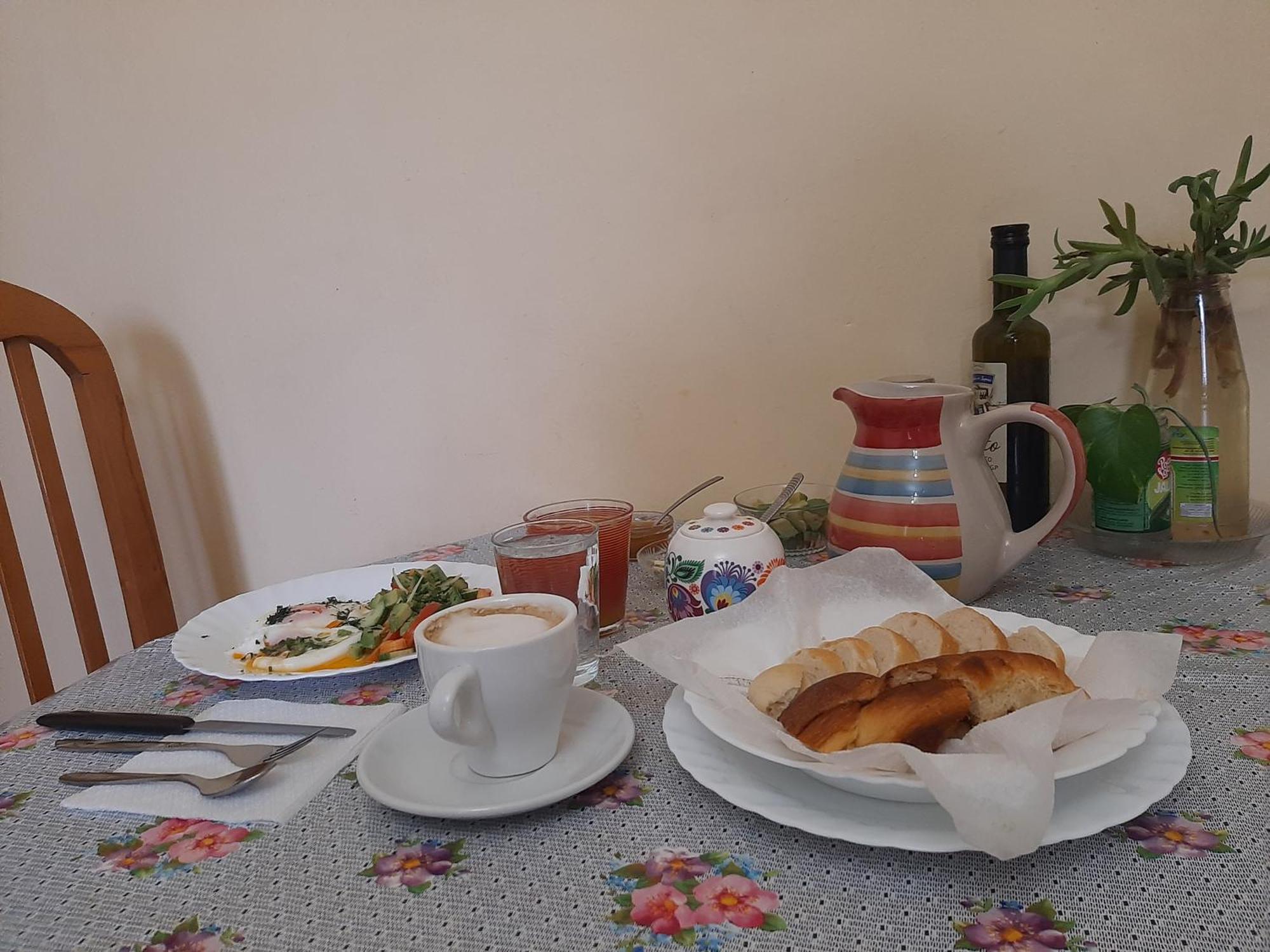 Enki'S Guesthouse 티라나 외부 사진